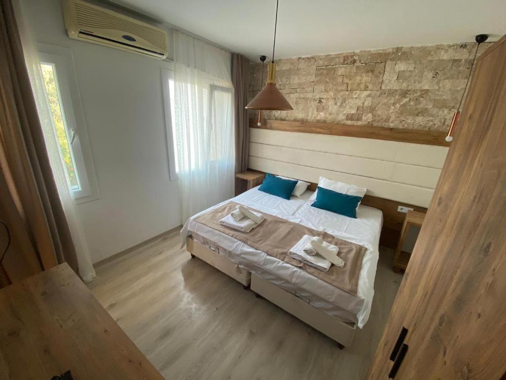 Çeşme Cat Kapi Alacati المظهر الخارجي الصورة