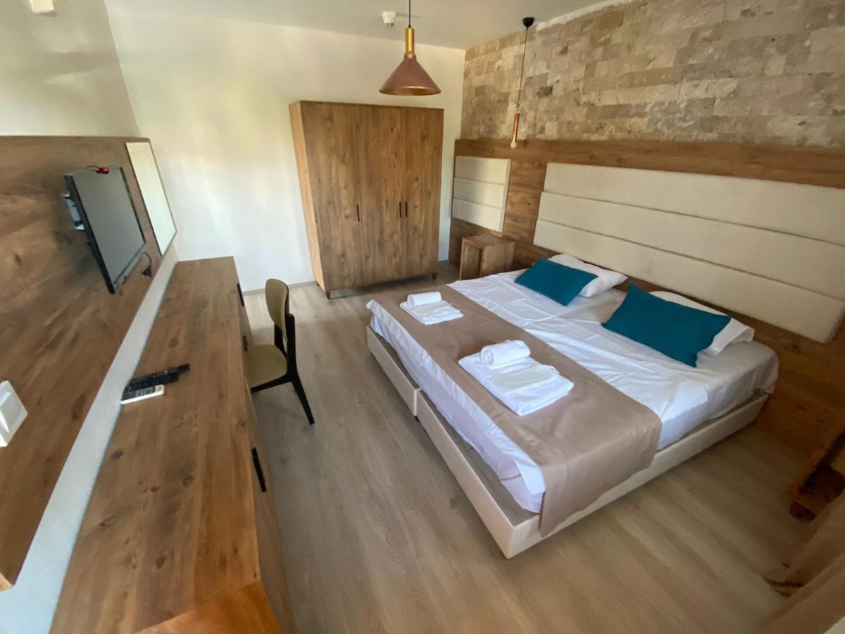 Çeşme Cat Kapi Alacati المظهر الخارجي الصورة